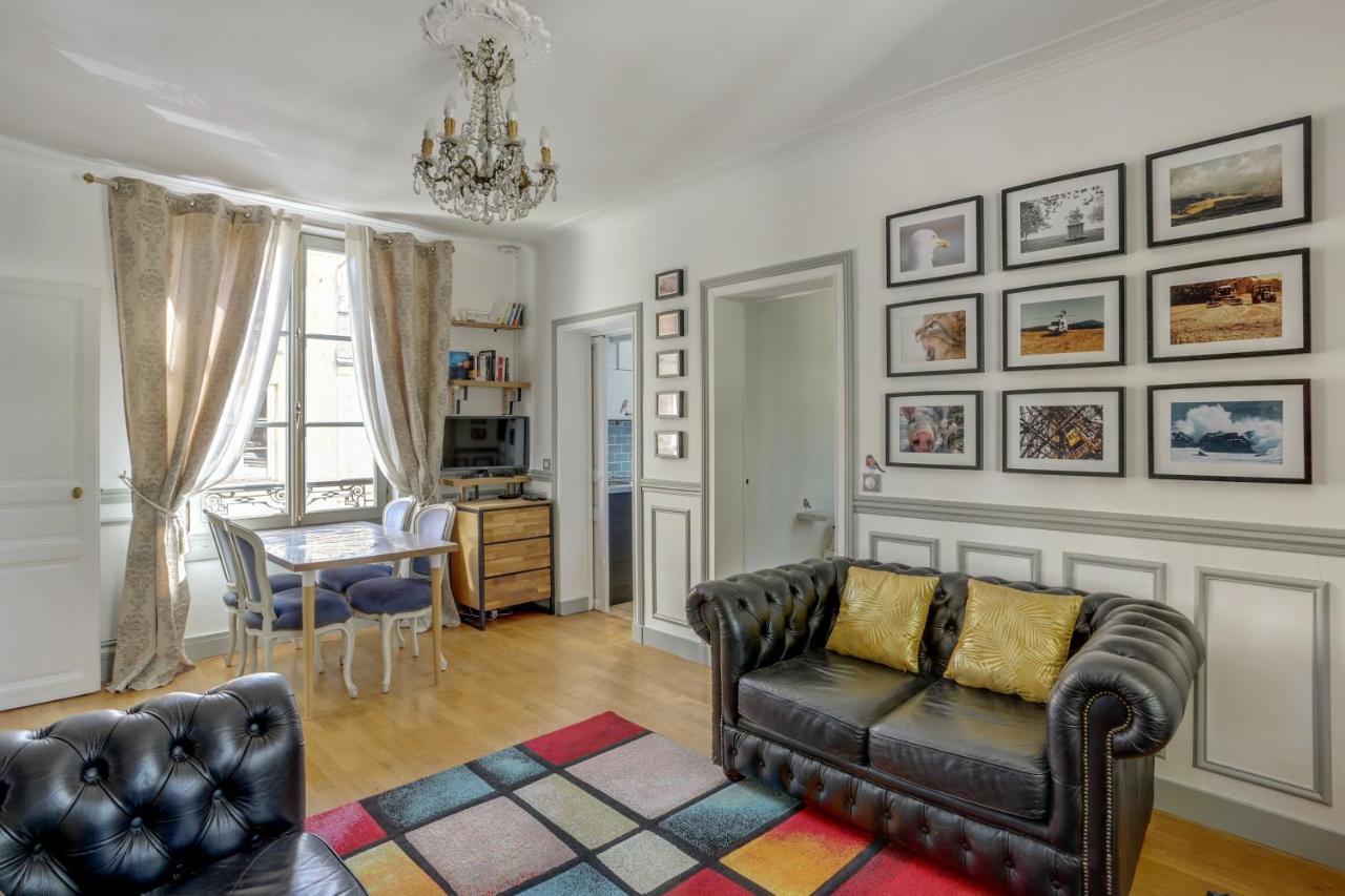 Ferienwohnung Aux Loges De L'Orangerie Versailles Exterior foto